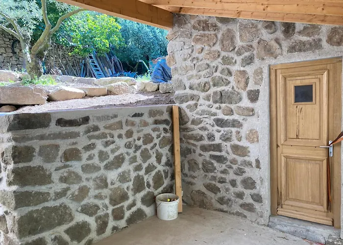 Pierre Dolce Via Ardeche Vallee De L'eyrieux Vakantiehuis